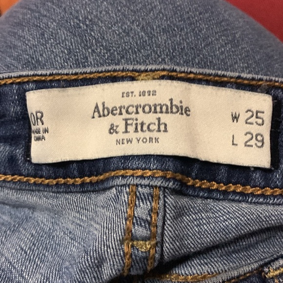 Abercrombie and Fitch Jegging size 25x29 - Picture 3 of 4